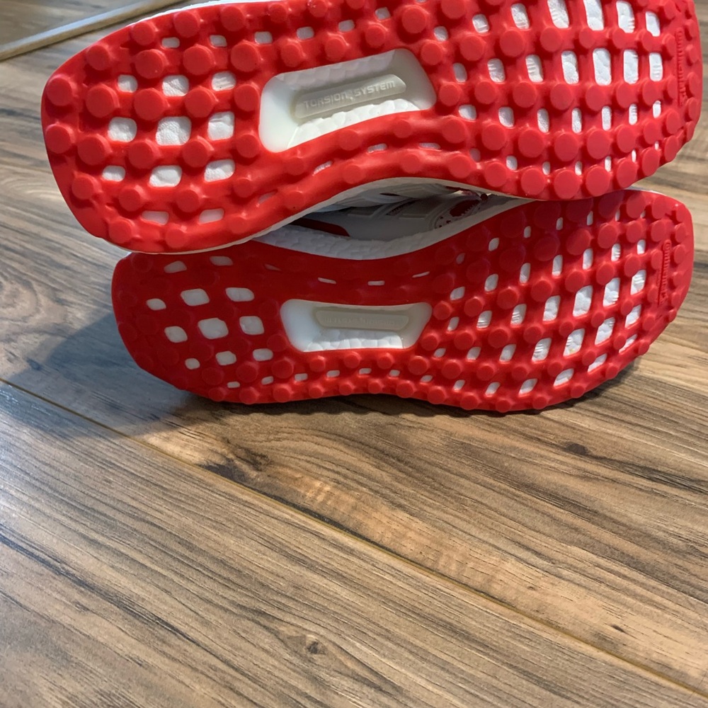 adidas Women’s White and Red Ultra Boost Heart Accent Sneakers - Picture 6 of 7